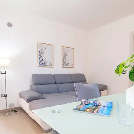 Apartament Ale Home- Wifi & Parking Donigala Fenughedu