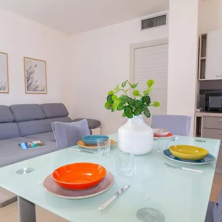 Ale Home- Wifi & Parking Apartamento Donigala Fenughedu