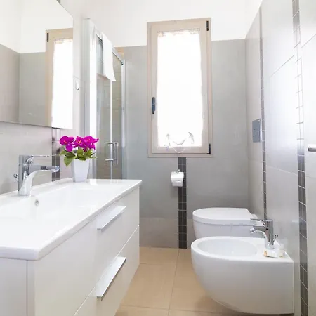 Apartman Ale Home- Wifi & Parking